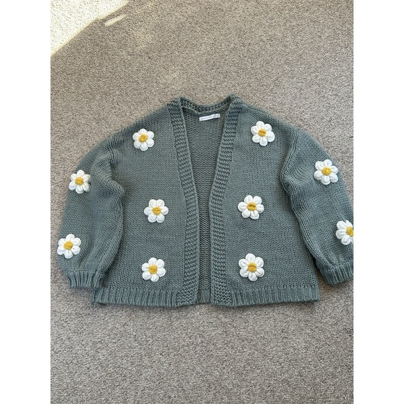 Altar'd State Sweaters - Altar'd State 3D Daisy Cardigan Women's Size XL Floral Sage Green Bohemian